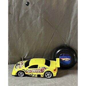 Hot Wheels Amazoom‎ Yellow Radio Control  RC Car RARE!